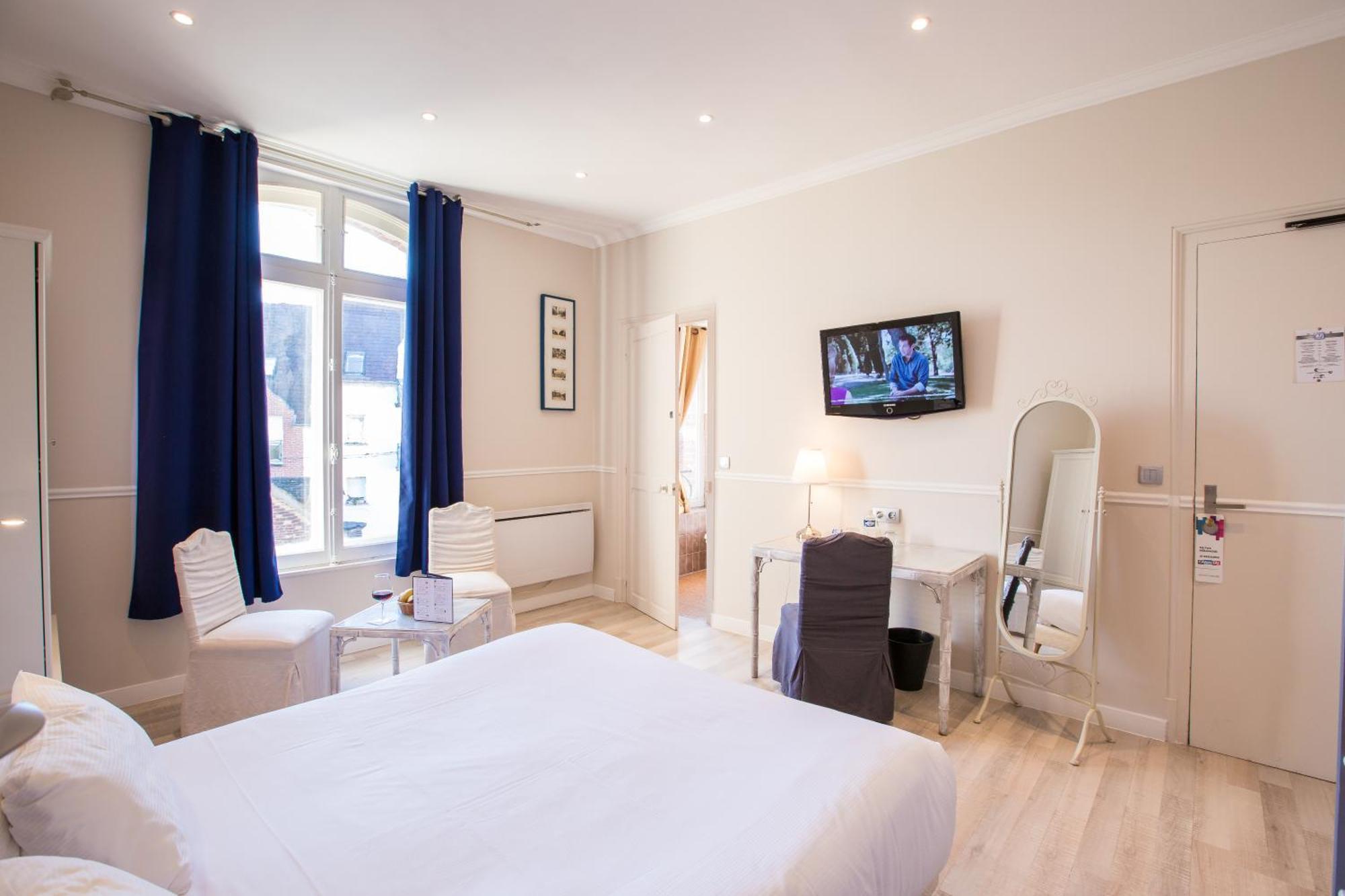 Chenal Hotel Beauvais Zimmer foto